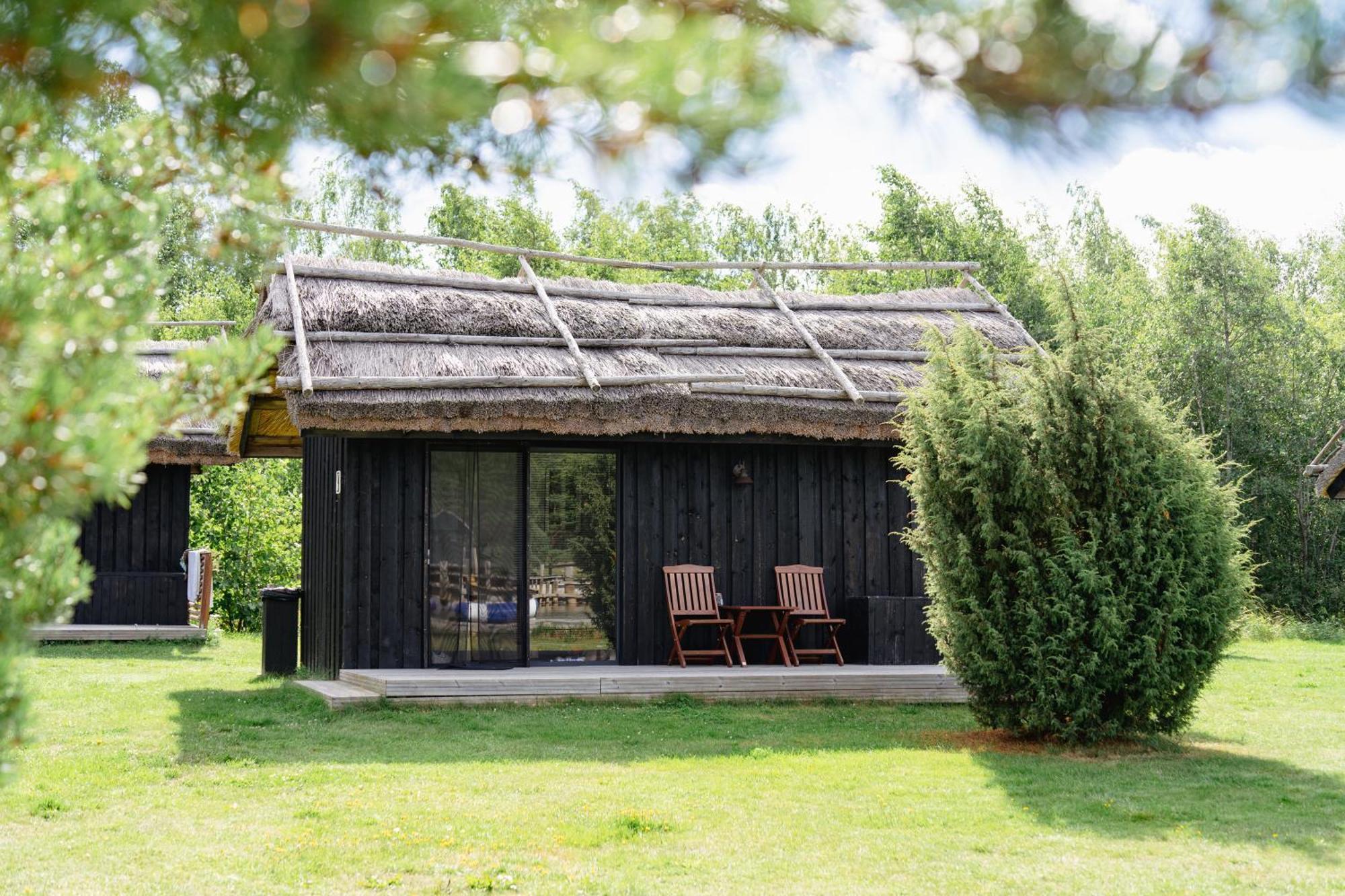 Peterzens Boathouse Villa Laupunen Buitenkant foto