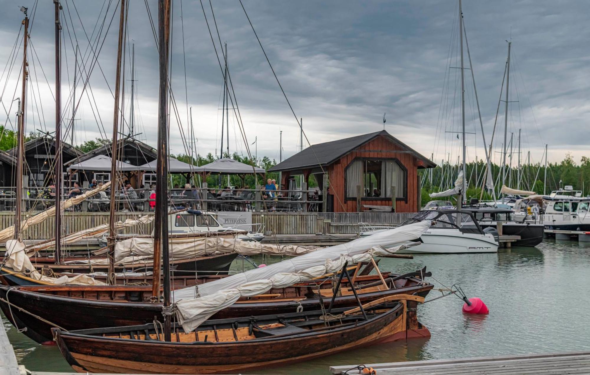 Peterzens Boathouse Villa Laupunen Buitenkant foto