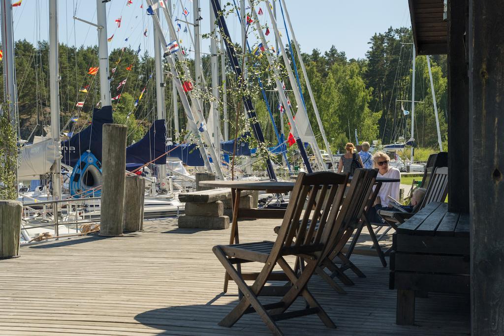 Peterzens Boathouse Villa Laupunen Buitenkant foto